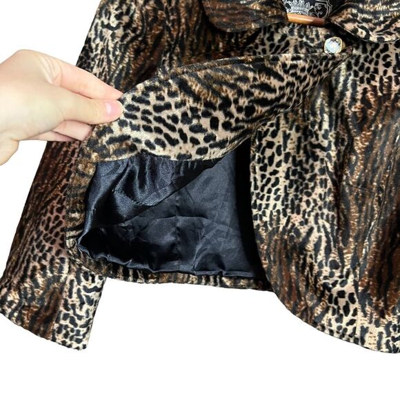 Guess Leonard print cropped blazer. Size medium - Picture 5 of 10